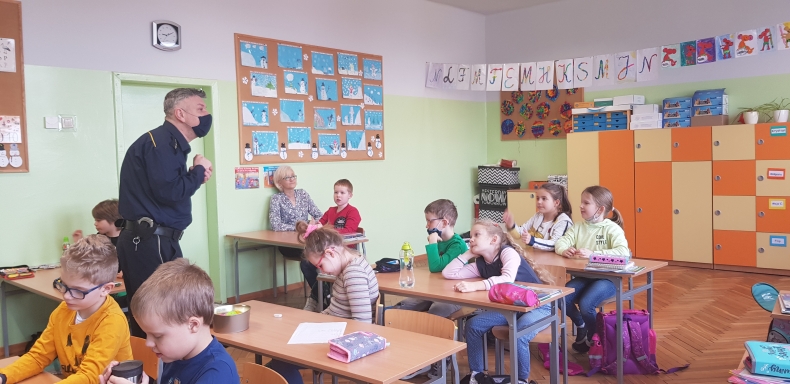dzieci podczas zaj