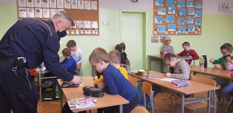 dzieci podczas zaj