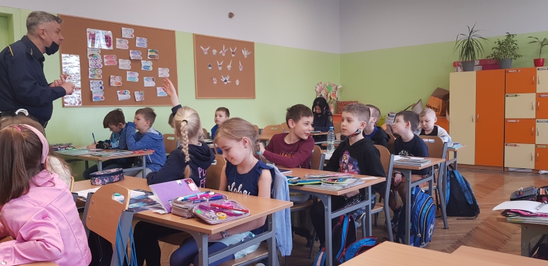 dzieci podczas zaj