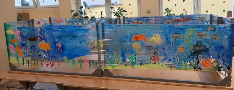 uczniowie tworz projekt