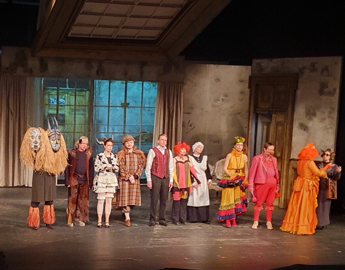 w teatrze