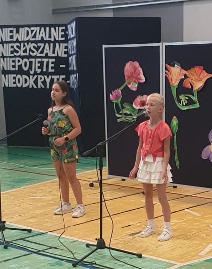 uczniowie