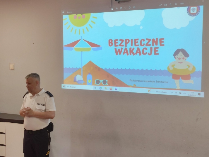 uczniowie