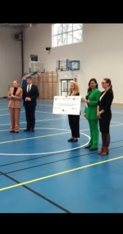 Wspierajca szkoa.