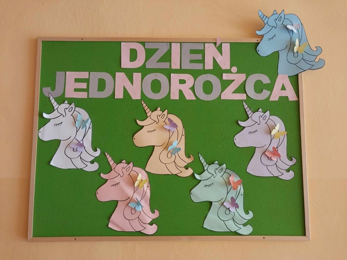 KALENDARZ WIT NIETYPOWYCH