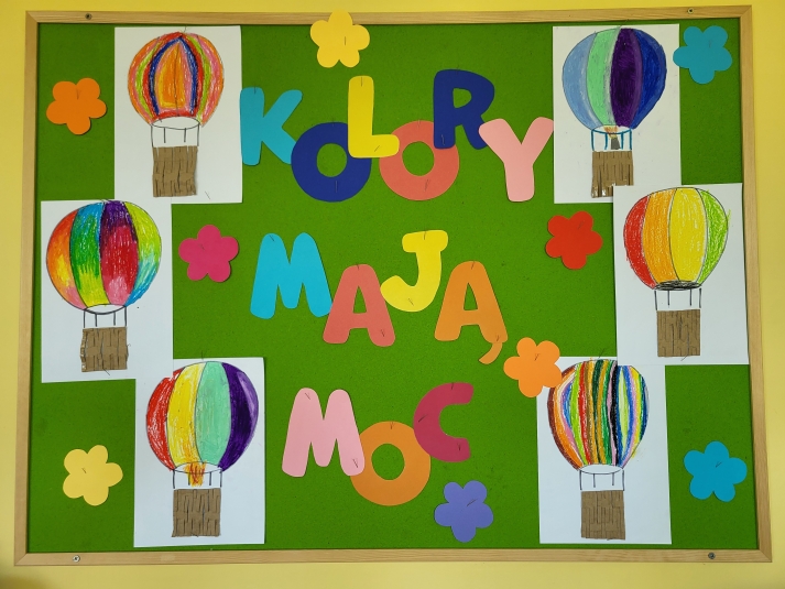KOLOROWY TYDZIE W WIETLICY