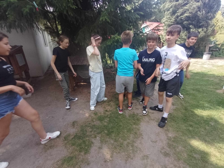 WYCIECZKA DO NIEBOROWA