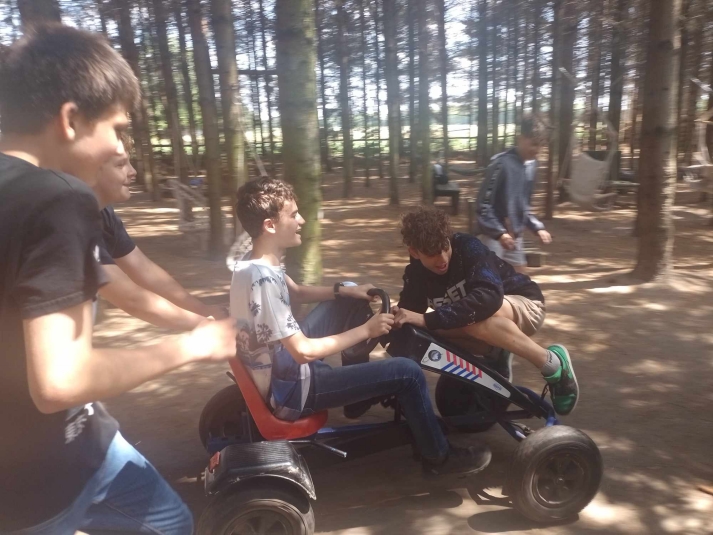 WYCIECZKA DO NIEBOROWA