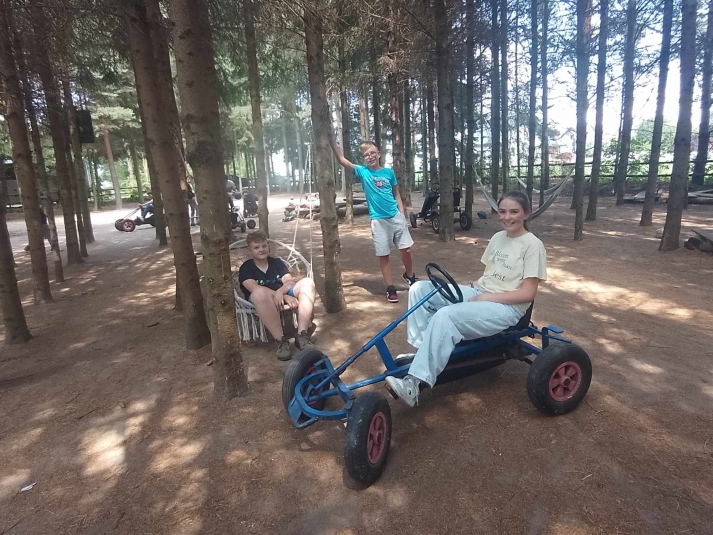 WYCIECZKA DO NIEBOROWA