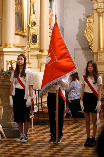 POWICENIE SZTANDARU NASZEJ SZKOY