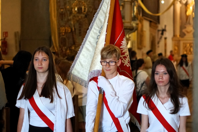 POWICENIE SZTANDARU NASZEJ SZKOY