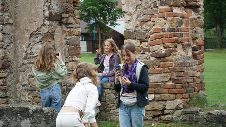 WYCIECZKA KLASY 4A I 4C W GRY WITOKRZYSKIE