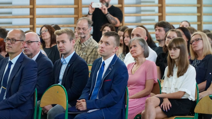 MIEJSKIE ZAKOCZENIE ROKU SZKONEGO
