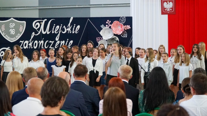 MIEJSKIE ZAKOCZENIE ROKU SZKONEGO