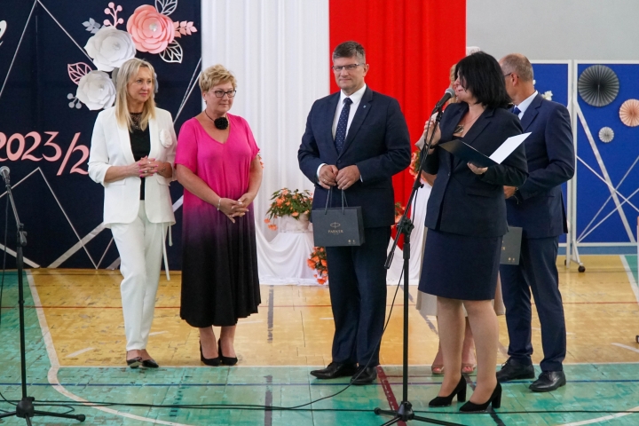 MIEJSKIE ZAKOCZENIE ROKU SZKONEGO