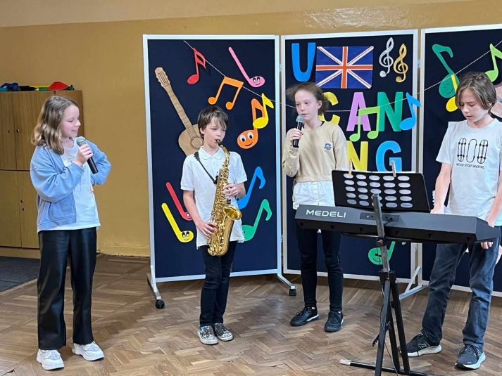 ll Szkolny Konkurs Piosenki Angielskiej "U CAN SING" 
