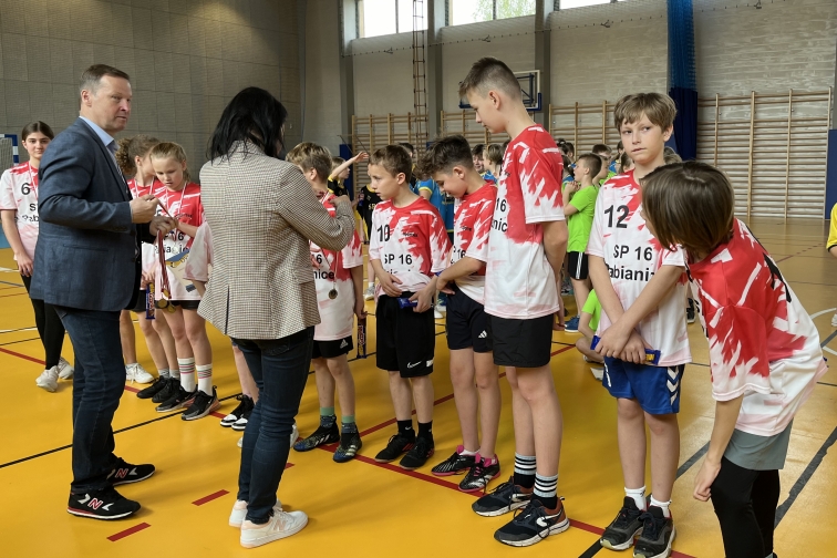SP16 ZE SREBREM W TURNIEJU „DWCH OGNI USPORTOWIONYCH”!!!