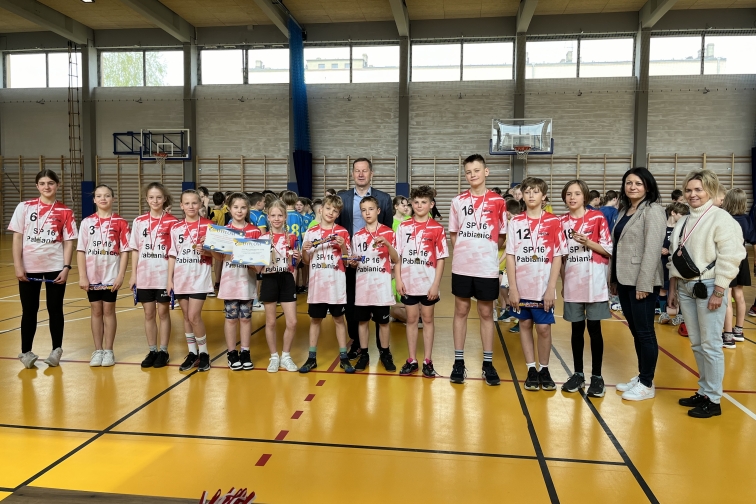 SP16 ZE SREBREM W TURNIEJU „DWCH OGNI USPORTOWIONYCH”!!!