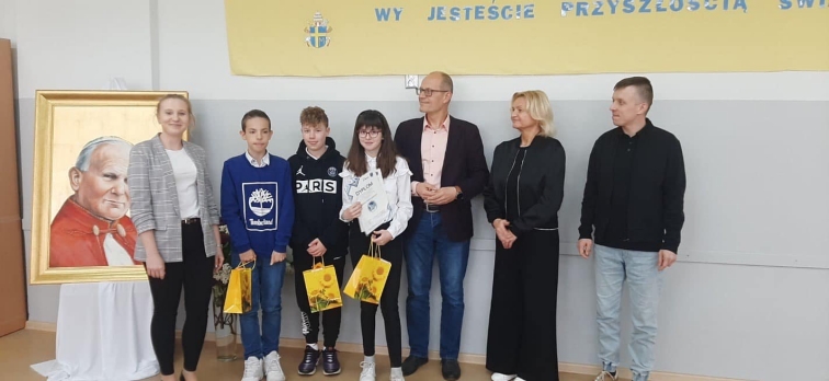 Konkurs "ycie i podre JPII do Polski"