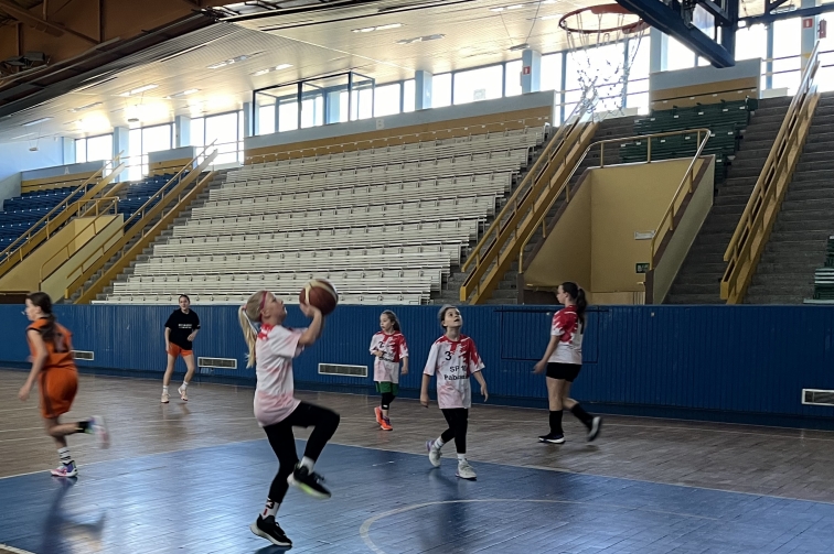 DZIEWCZTA WICEMISTRZYNIAMI PӣFINAU WOJEWDZKIEGO W KOSZYKWCE 3X3 