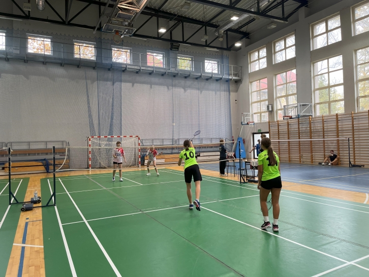 NASZE DZIEWCZTA WICEMISTRZYNIAMI WOJEWDZTWA DZKIEGO W BADMINTONIE!!