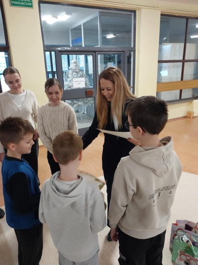 KONKURS NA NAJPIKNIEJ USTROJON PRACOWNIE