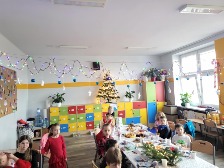 KONKURS NA NAJPIKNIEJ USTROJON PRACOWNIE