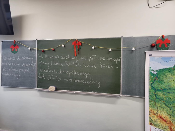 KONKURS NA NAJPIKNIEJ USTROJON PRACOWNIE