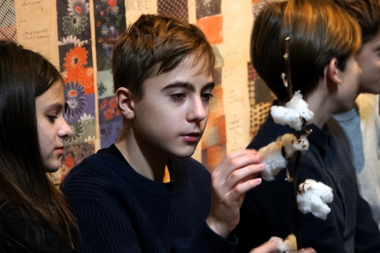 WYCIECZKA KLAS 6B I 6C DO TEATRU ARLEKIN I MUZEUM FABRYKI