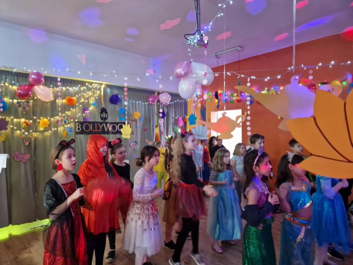 IMPREZA KARNAWAOWA W STYLU BOLLYWOOD 