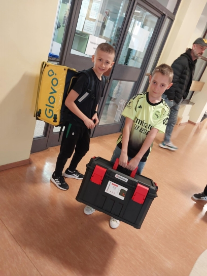DZIE BEZ PLECAKA