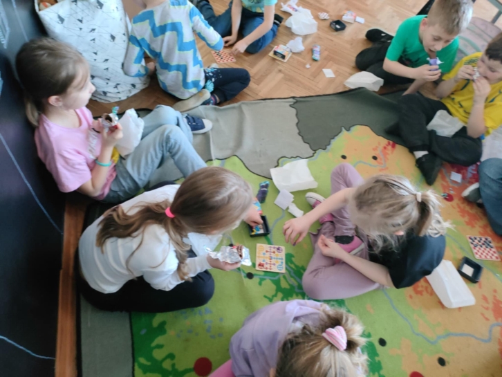 25.04 WIELKANOCNE NIADANIE