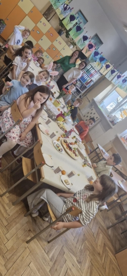 25.04 WIELKANOCNE NIADANIE