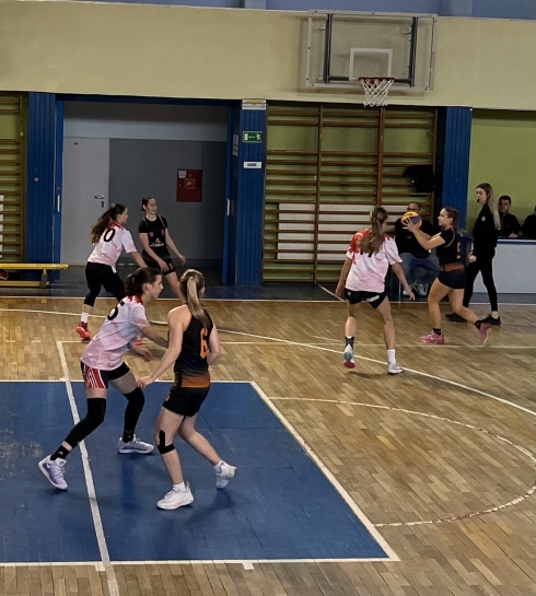 ZOTY PӣFINA WOJEWDZKI W KOSZA 3x3