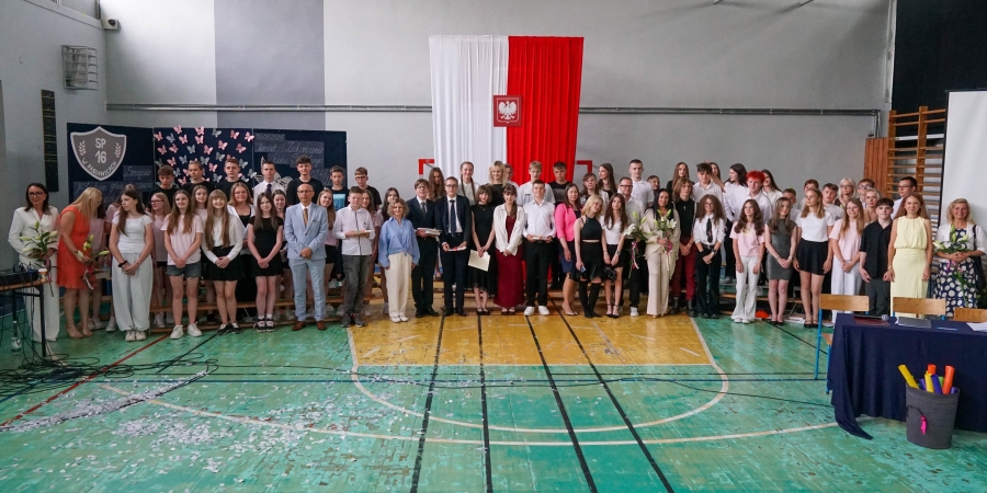UROCZYSTE ZAKOCZENIE ROKU SZKOLNEGO KLAS SMYCH