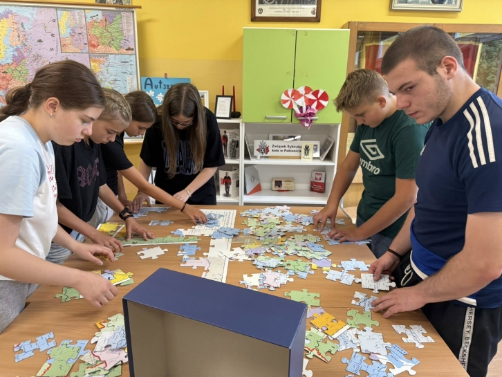 NA WRZE�NIOWYM SZLAKU. BITWA O PABIANICE'39