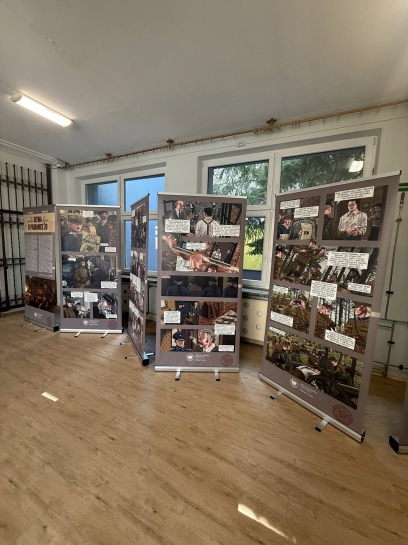 NA WRZE�NIOWYM SZLAKU. BITWA O PABIANICE'39