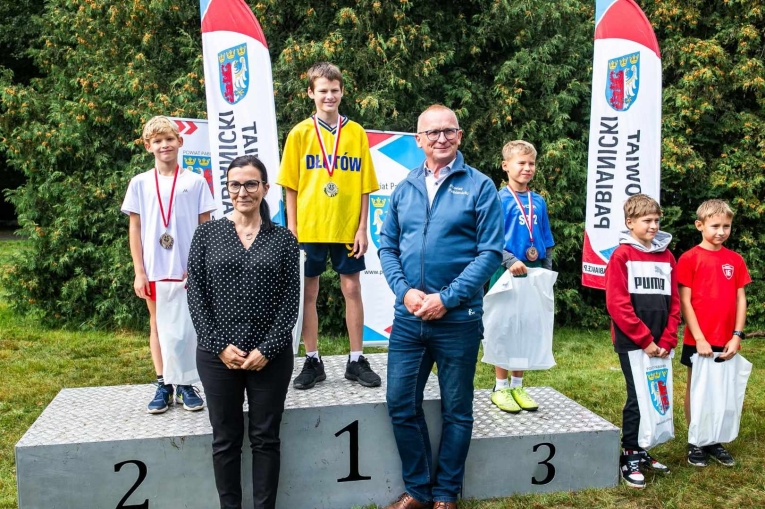 XXV WRZE�NIOWY BIEG PRZE�AJOWY