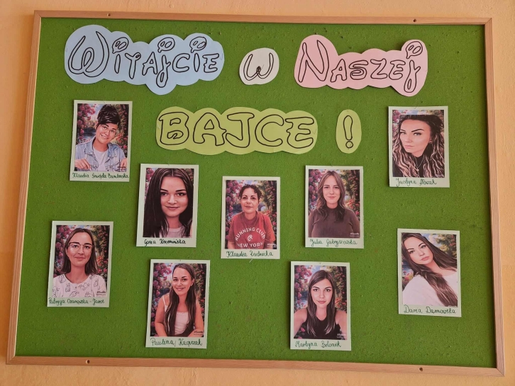 PIERWSZY TYDZIE�  W �WIETLICY JU� ZA NAMI