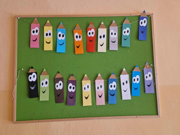 PIERWSZY TYDZIE�  W �WIETLICY JU� ZA NAMI