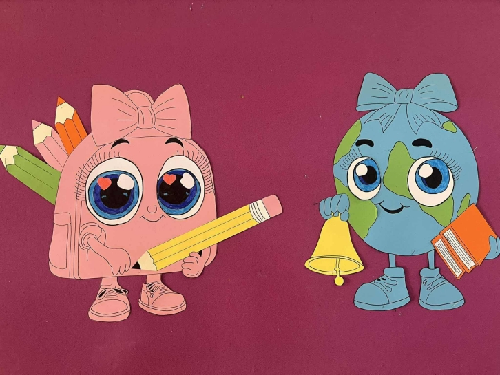 PIERWSZY TYDZIE�  W �WIETLICY JU� ZA NAMI