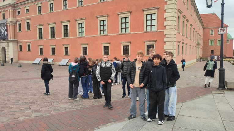 WYCIECZKA DO WARSZAWY KLAS 8A ORAZ 8D