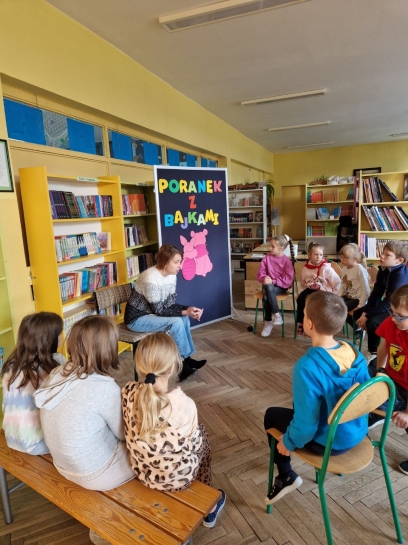 „PORANEK Z BAJKAMI”