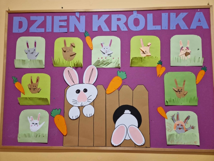 KALENDARZ �WI�T NIETYPOWYCH - WRZESIE�&nbsp;