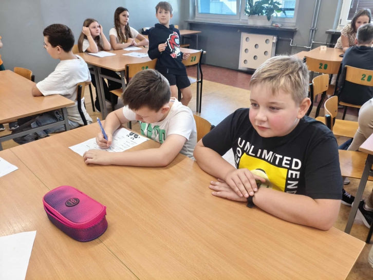 DZIE� CH�OPAKA W KLASIE 4D