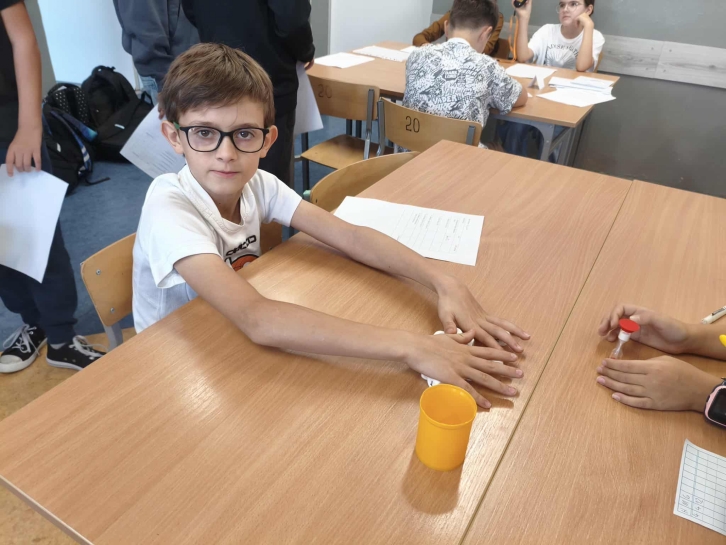 DZIE� CH�OPAKA W KLASIE 4D