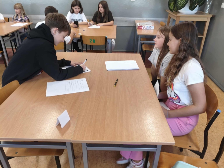 DZIE� CH�OPAKA W KLASIE 4D