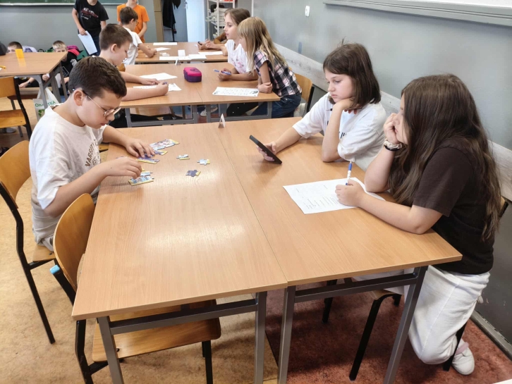 DZIE� CH�OPAKA W KLASIE 4D