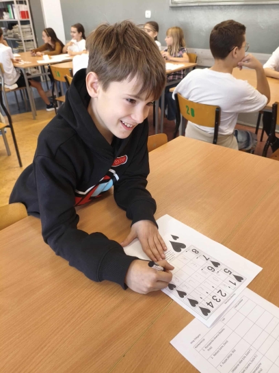 DZIE� CH�OPAKA W KLASIE 4D