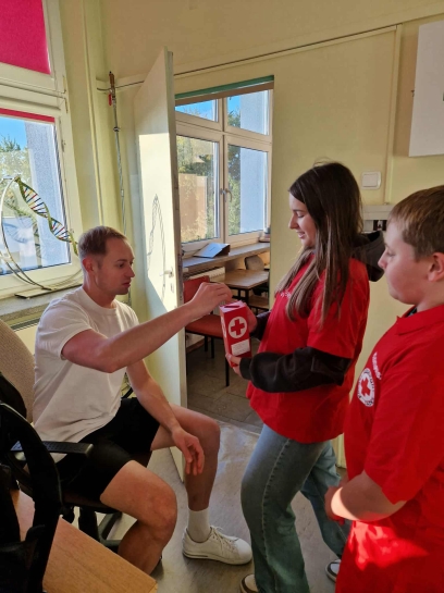 AKCJA PCK „WALKA Z G�ODEM”